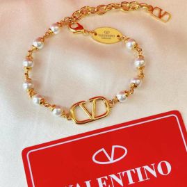 Picture of Valentino Bracelet _SKUValentinobracelet10067815916